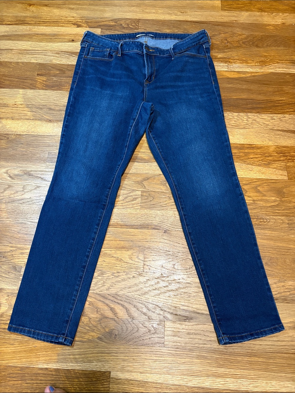 Old Navy Power Slim Straight Mid-Rise Jeans